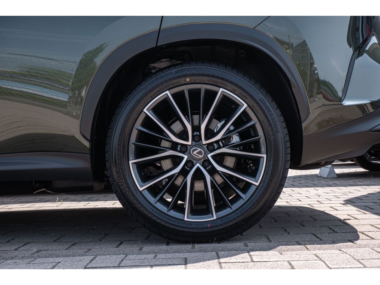 Lexus NX 450h - Bild 5