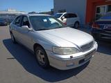 Honda Accord 1.8i ES - Honda Accord: 1.8