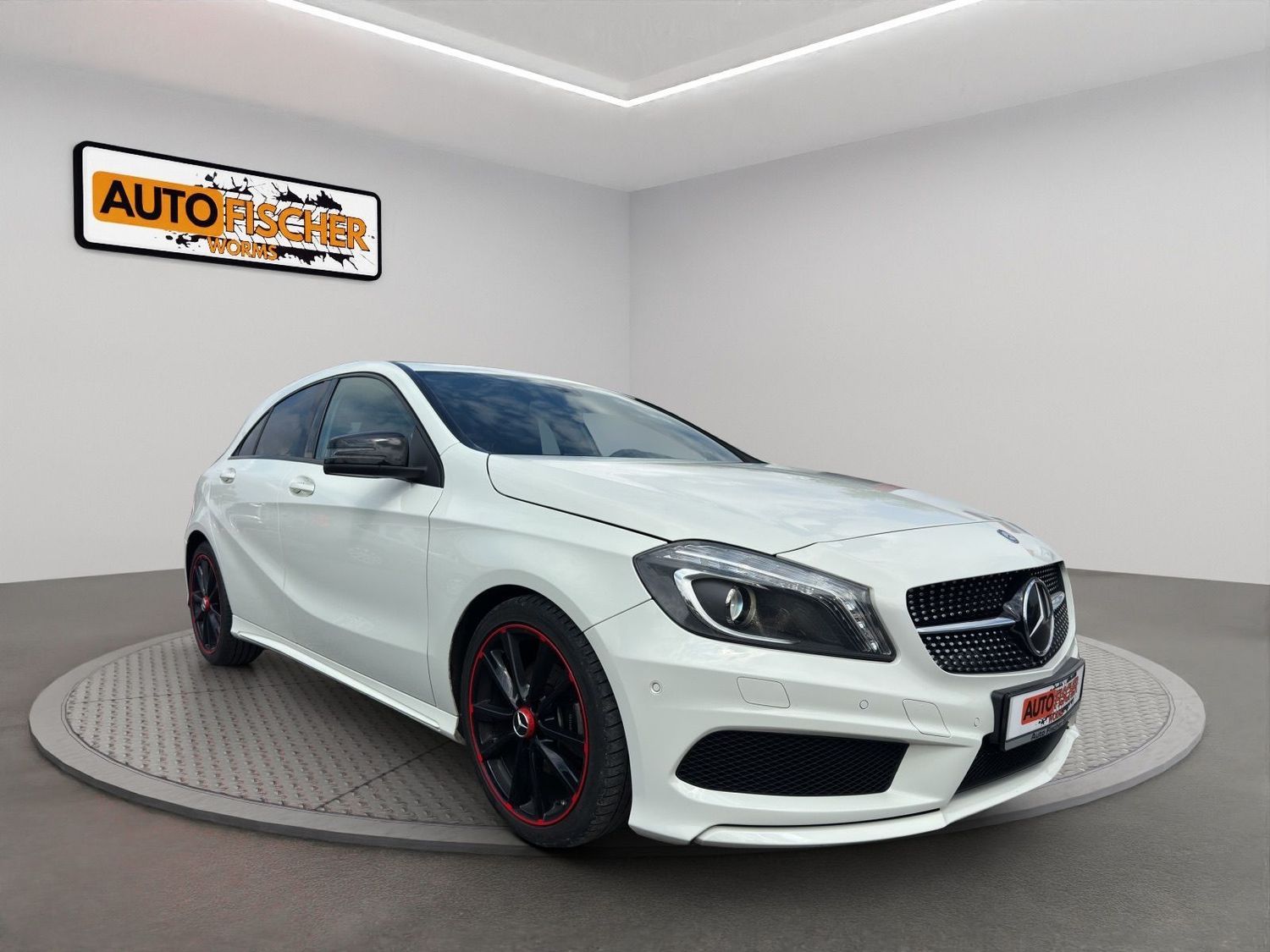 MERCEDES-BENZ A 180 Street Style   AMG Sport (Line)
