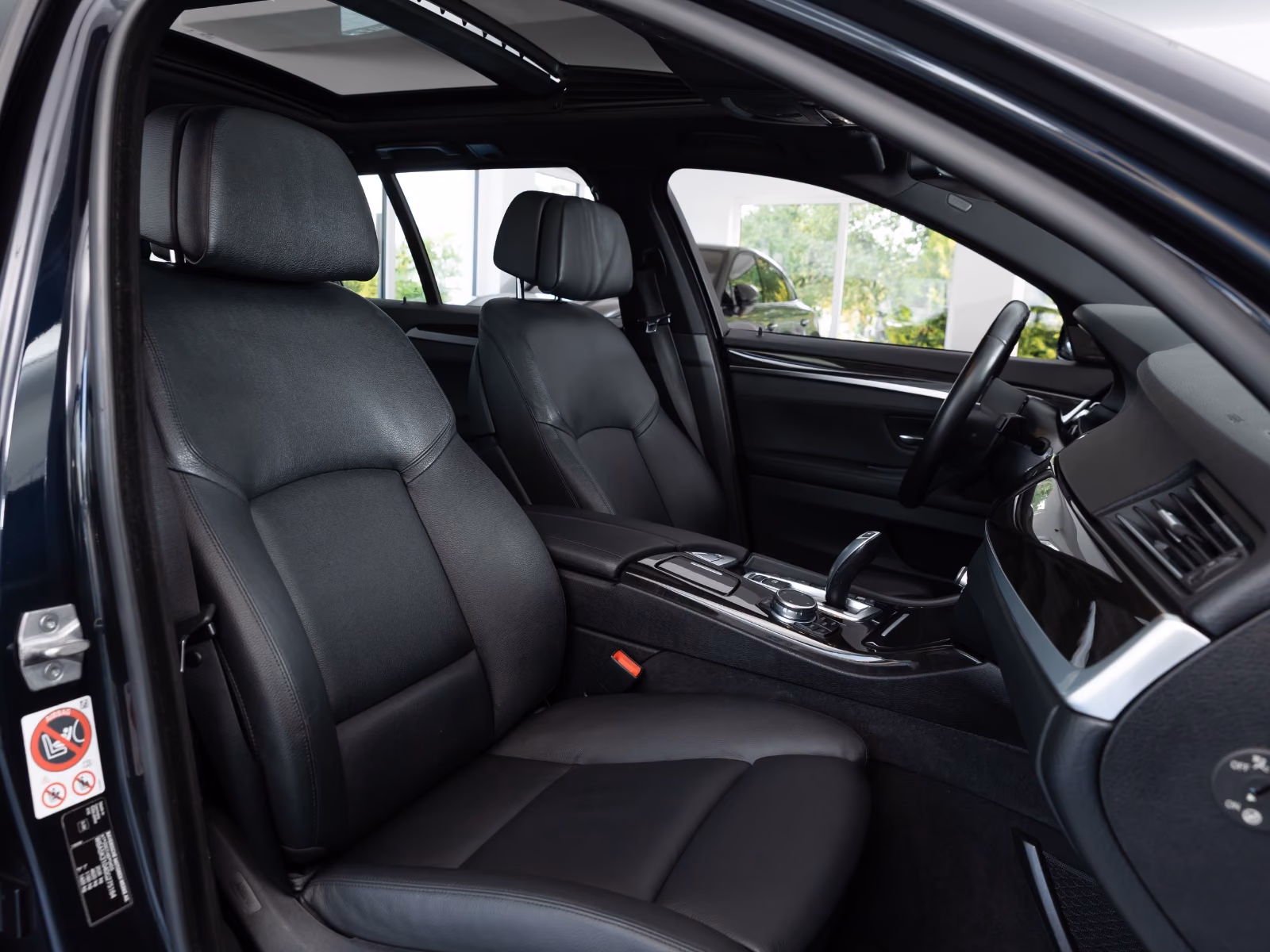 BMW 530d xDrive M-Sportpaket/HeadUp/Pano/H&K