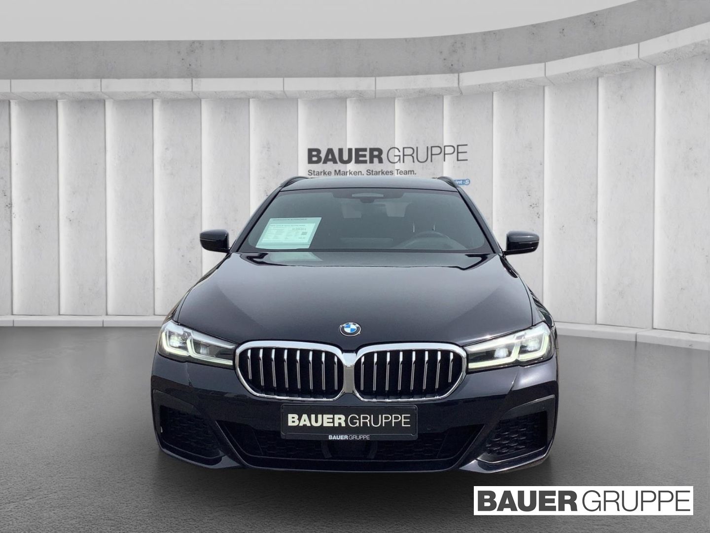 BMW 520 d M Sport Touring adapt. LED HUD Lenkrad beh imagem 2