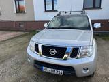 Nissan Navara D40 /LKW -Zulassung /125.000Km 4x4