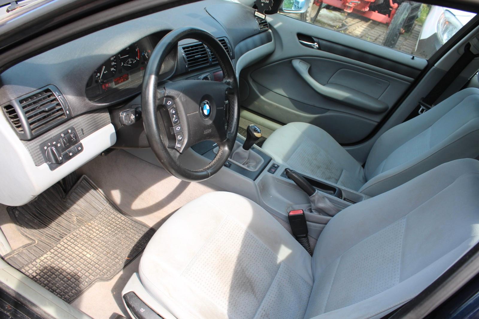BMW 320 2004 — photo 9