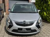 Opel Zafira Tourer Edition AHK Scheckheft gepfl. - Opel Zafira Tourer in Wuppertal