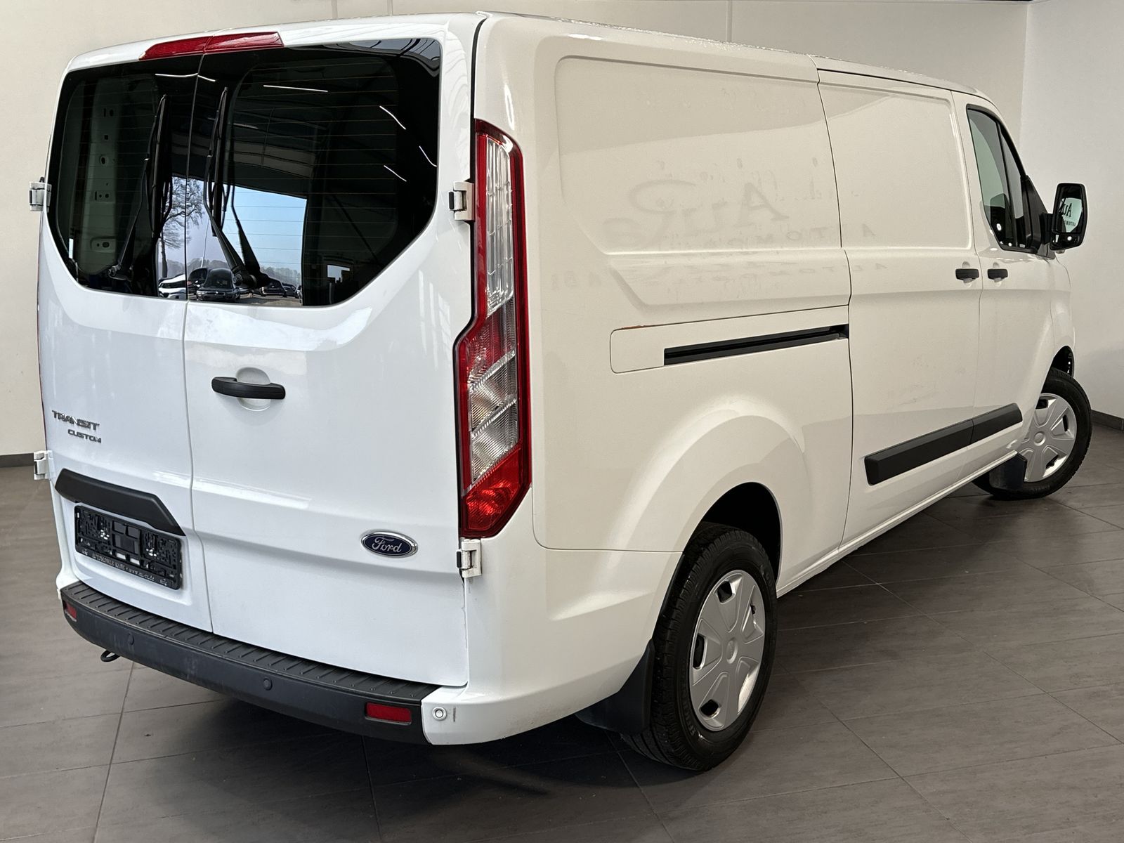 Fahrzeugabbildung Ford Transit Custom 340 L2H1 PP+BLUETOOTH+TEMPOMAT
