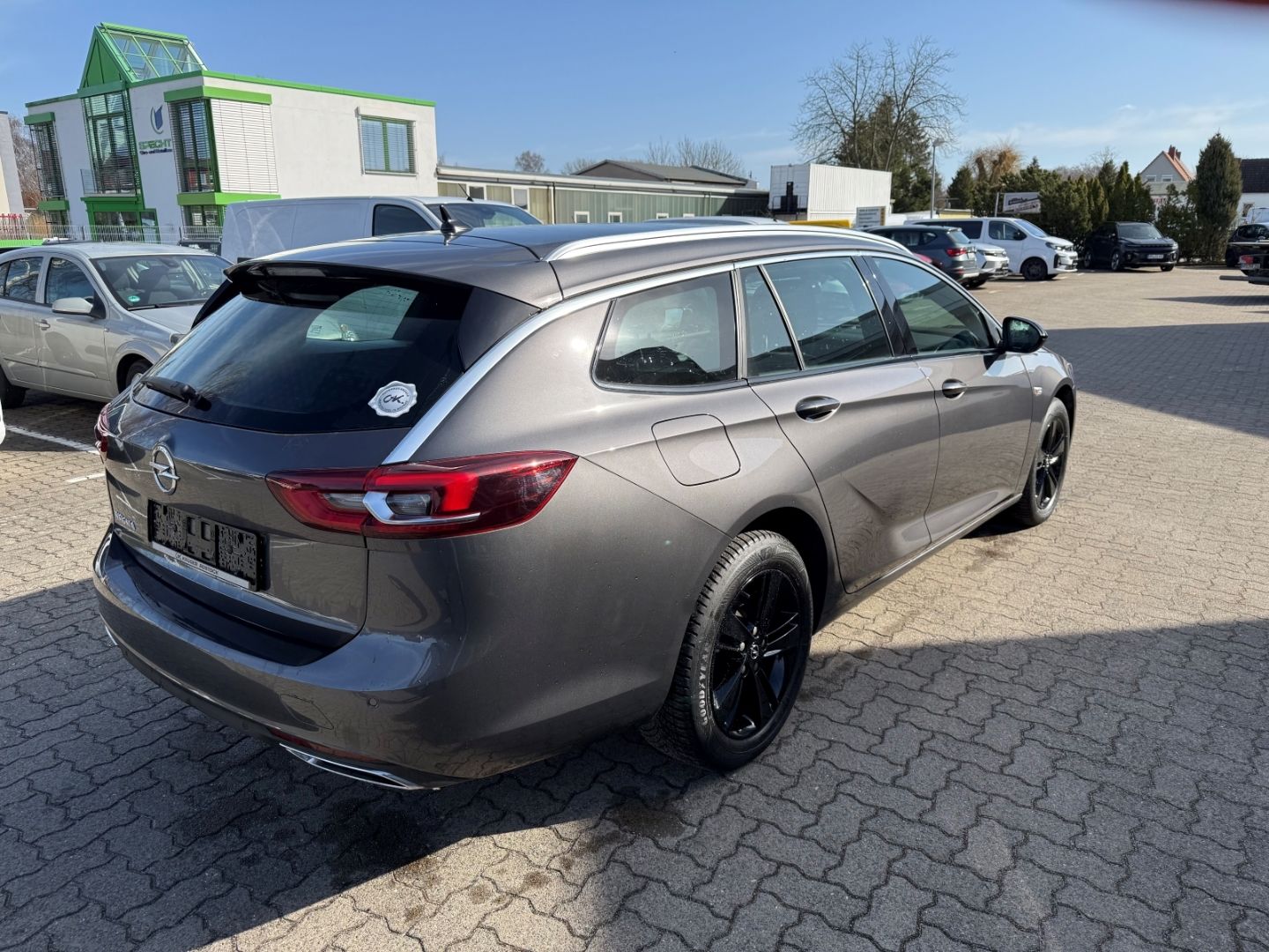 Fahrzeugabbildung Opel Insignia B Sports Tourer Elegance 2.0 CDTI