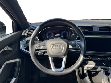 Audi Q3 - 10