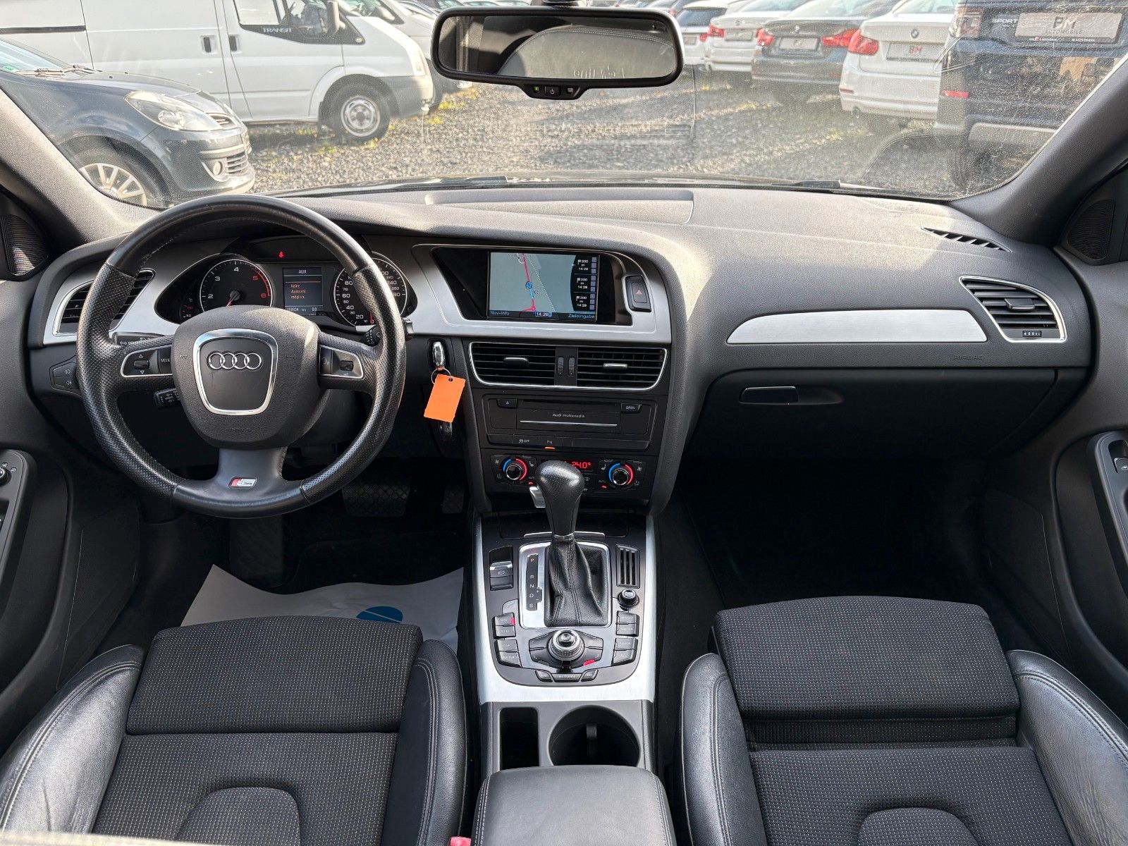 Fahrzeugabbildung Audi A4 Avant 2.0 TDI Aut. S LINE SPORTPAKET plus Nav