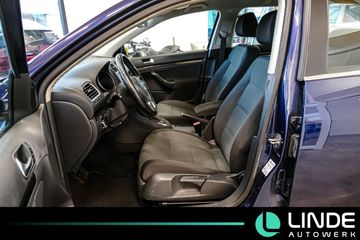 Volkswagen Golf - 11