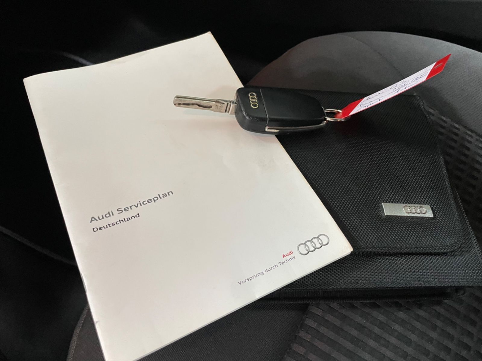 Fahrzeugabbildung Audi Q3 2.0 TDI *Kundenauftrag*