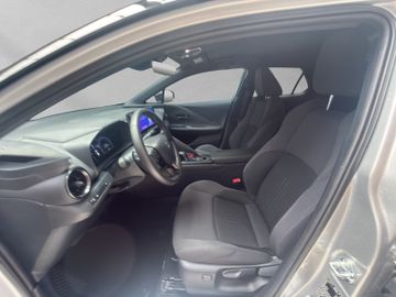 Toyota C-HR - 9