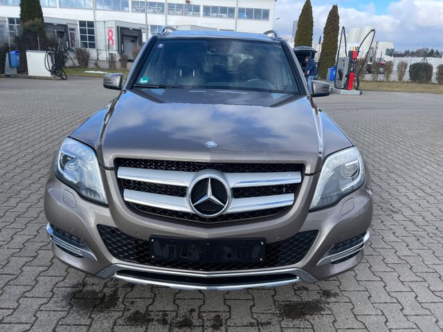 Mercedes-Benz GLK 220 CDI BlueEfficiency 4Matic*Navi*Pano*AHK!