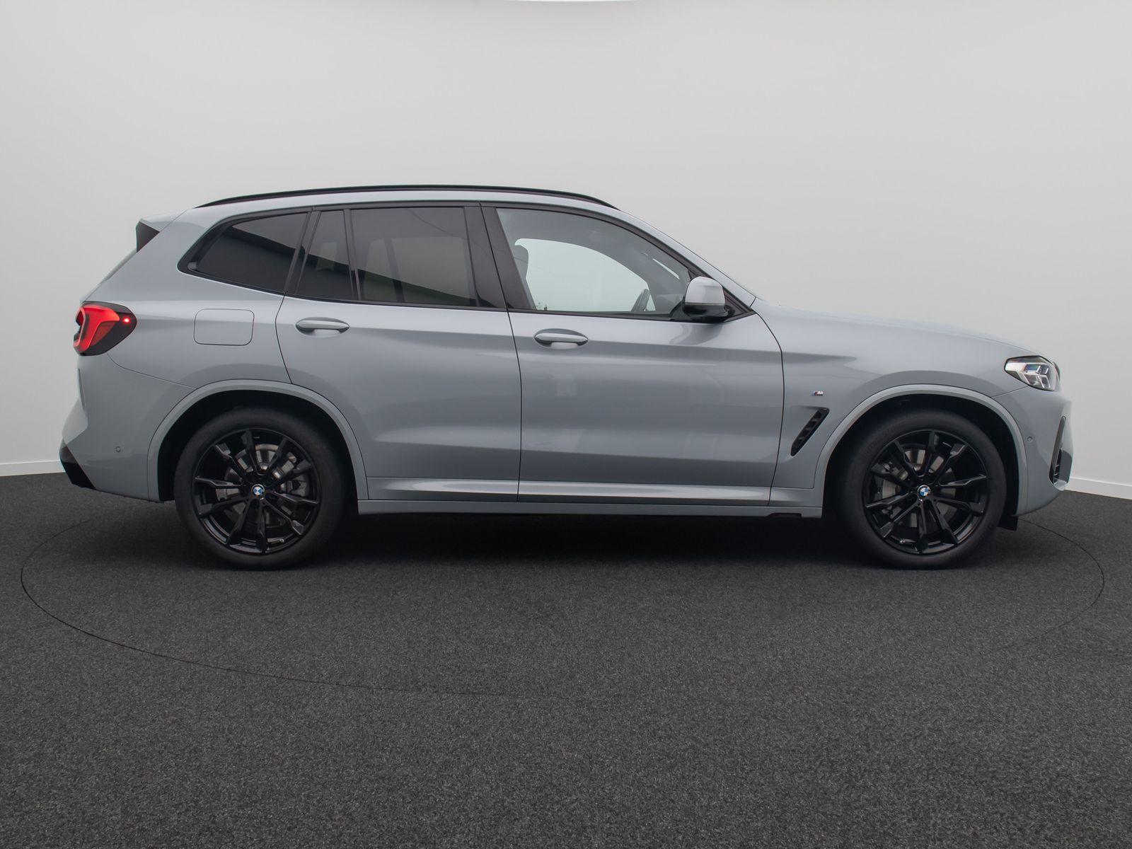 Fahrzeugabbildung BMW X3 xD30d M Sport Kamera DAB FernlichtAss 20Zoll