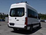 Mercedes-Benz SPRINTER 311 Tourer/L2H2/Rollstuhllift/6 Sitzer - Mercedes-Benz Sprinter mit Diesel-Antrieb: Kleinbus, Sitzer