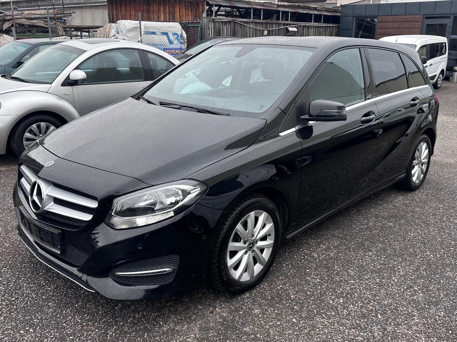Mercedes-Benz B 200 CDI 1-Hand Navi Leder Park-Assistent