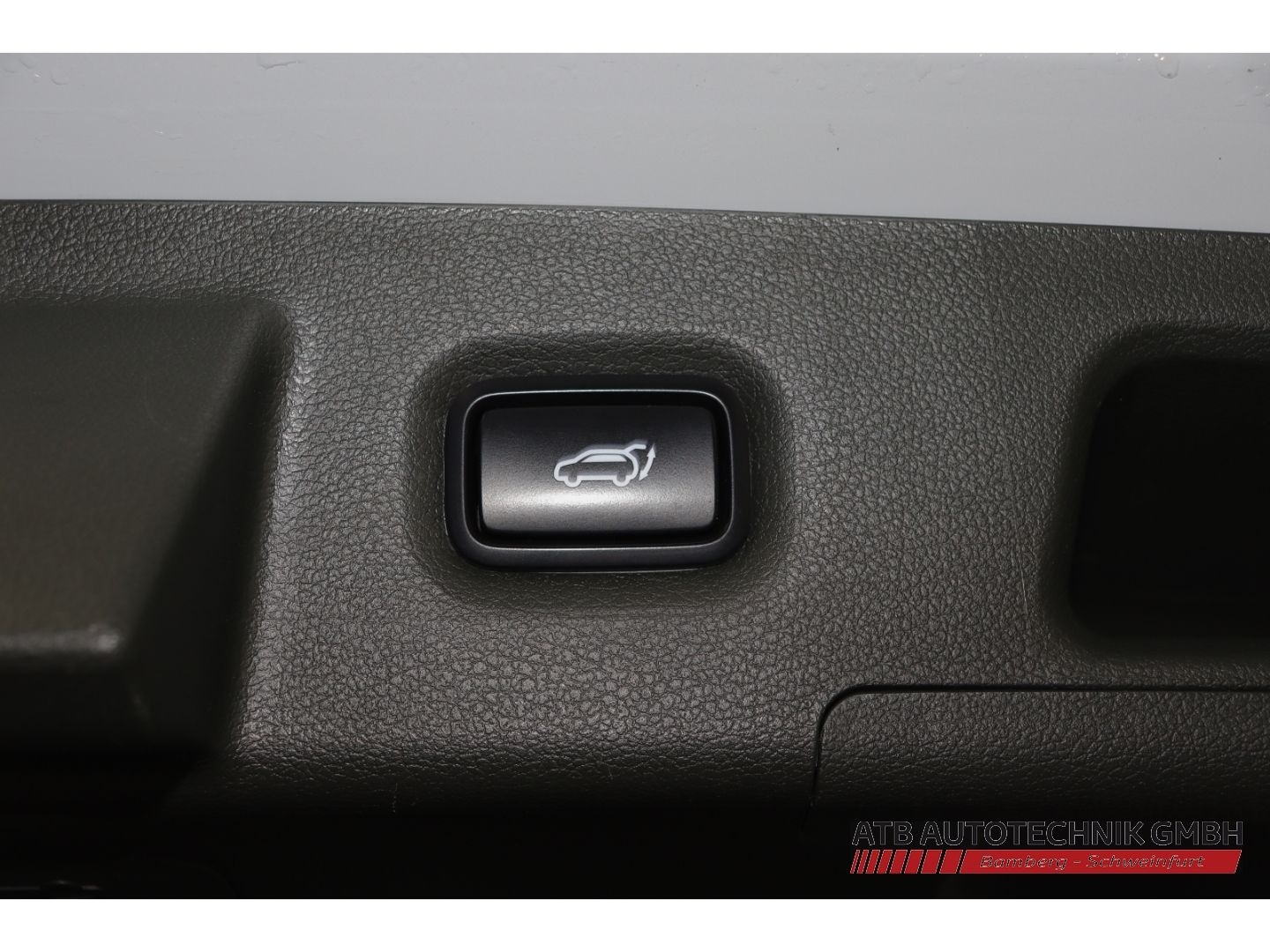 Fahrzeugabbildung Hyundai SANTA FE Signature 1.6l PHEV 4WD 97,4% SOH AHK-a