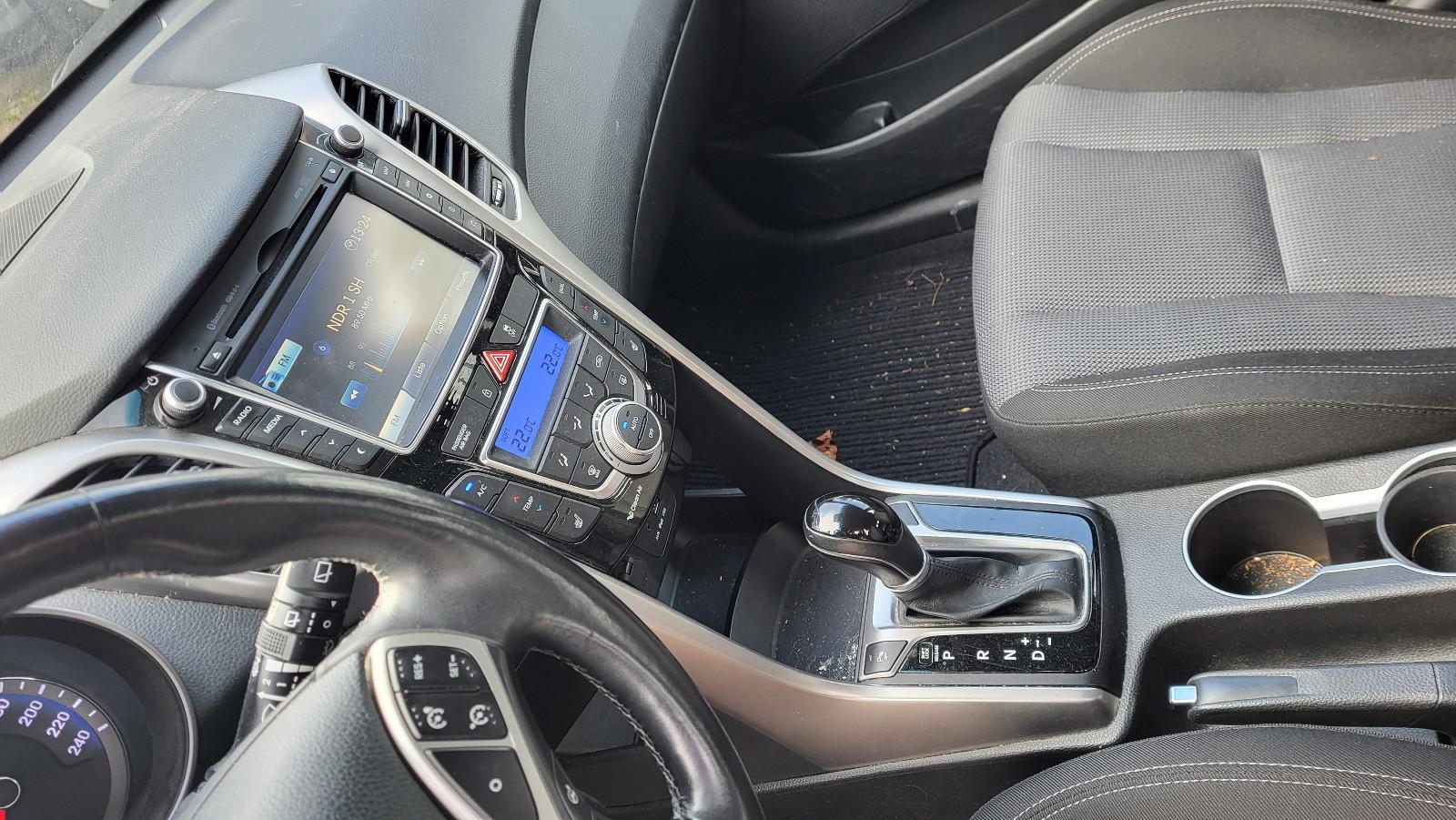 Hyundai i30 2015 — photo 6