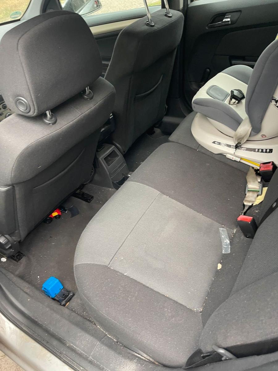 Opel Astra 2007 — photo 5