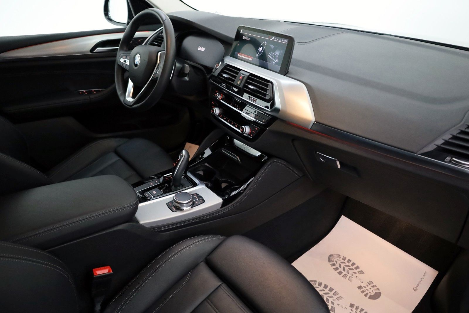 Fahrzeugabbildung BMW X4 20d xDrive xLine Leder,Navi,LED,HeadUp,SH,PDC