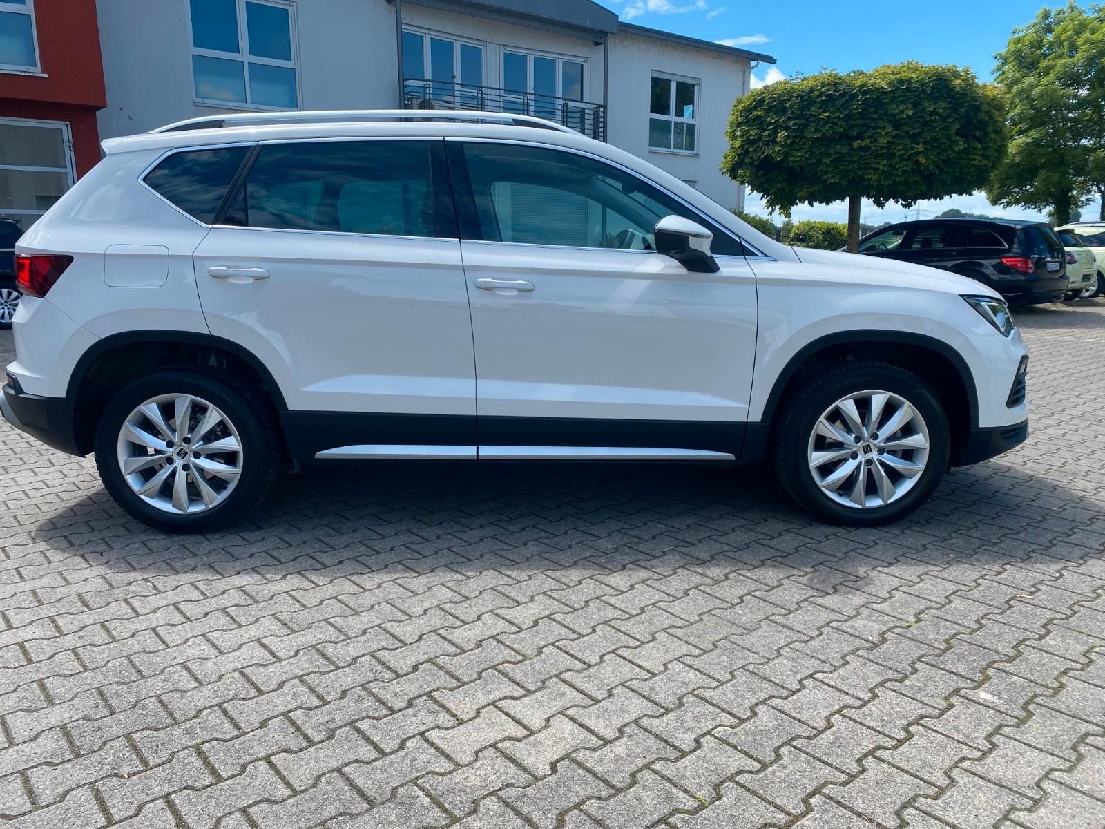 Seat Ateca Xperience Kamera LED digt. Armaturen