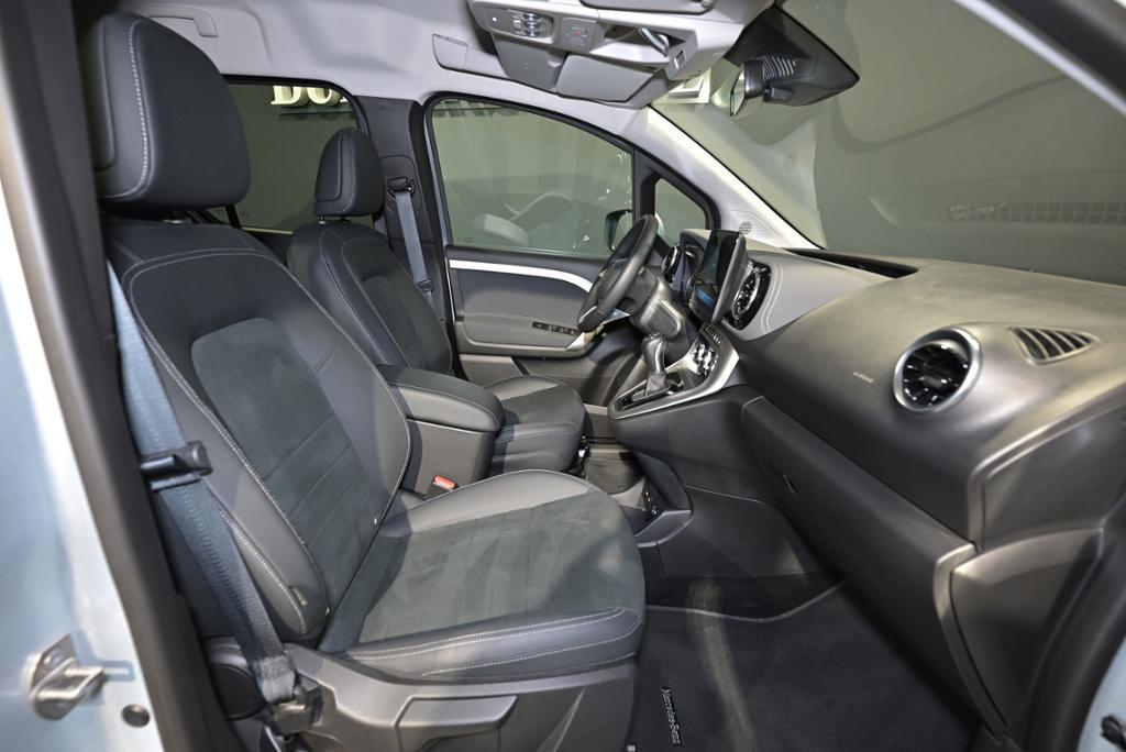 Mercedes-Benz T 180 d PROGRESSIVE NAVI AHK 1.5t. Klima LED ALU