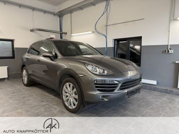 Porsche Cayenne - 2