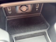 Fahrzeugabbildung DS Automobiles DS 7 BlueHDI 130 Aut. OPERA LEDER Panoramadach