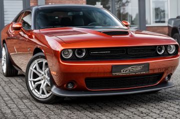 Dodge Challenger - 2