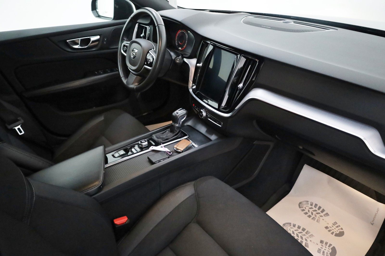 Fahrzeugabbildung Volvo V60 Cross Country AWD Head Up,Navi,LED,Panorama