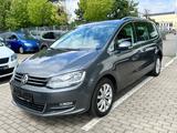 Volkswagen Sharan Highline 2.0 TDI*DSG*7-Sitz*E-Tür*StdHzg* - VW Sharan Gebrauchtwagen in Düsseldorf