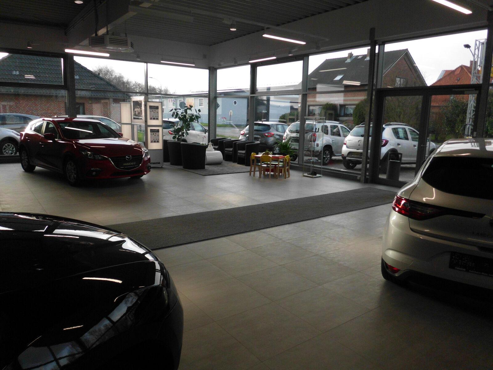 showroom-image-bottom