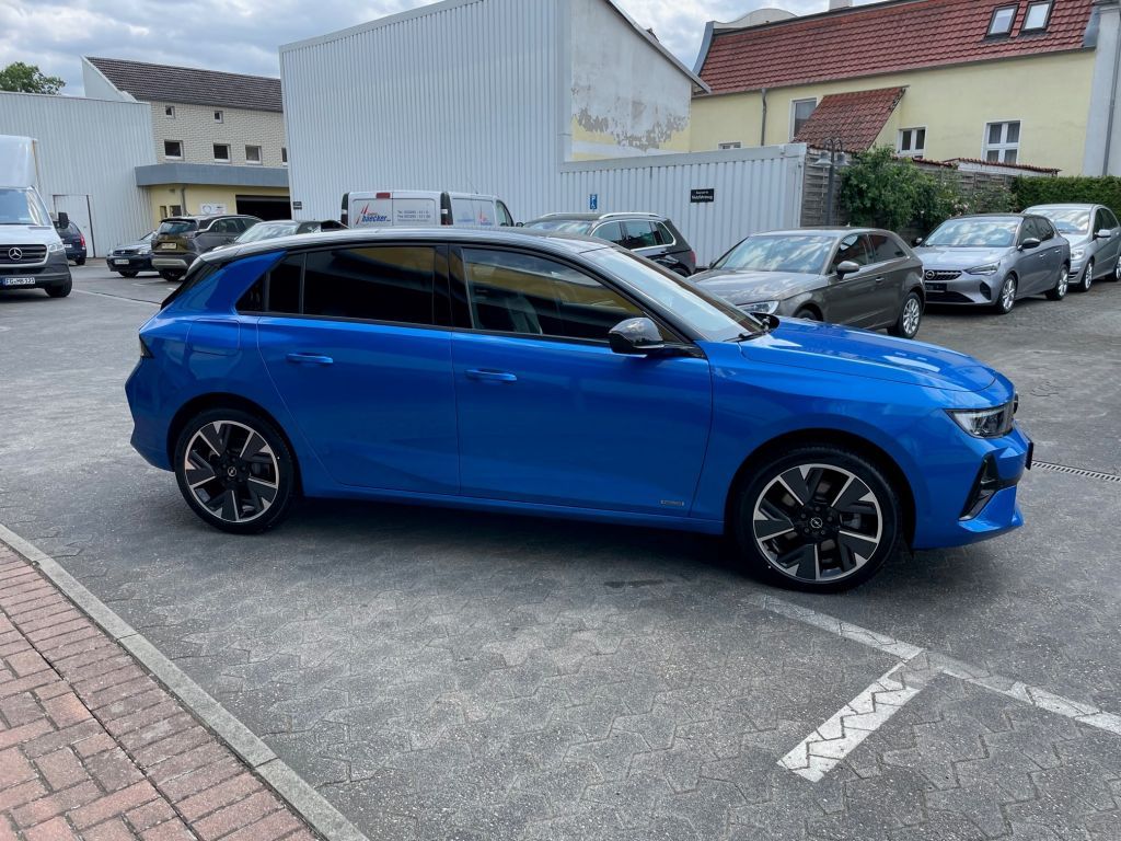 Fahrzeugabbildung Opel Astra Electric GS+SOFORT+PixelLED+AGR+HUD
