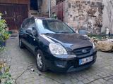 Kia kia carens - gebrauchte Kia Carens aus dem Jahr 2007