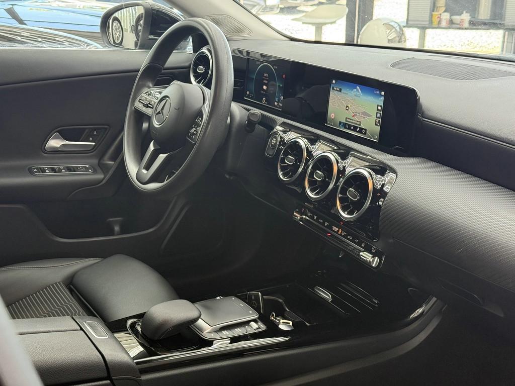 Mercedes-Benz CLA e, 1.Hd., Leder, MBUX, миниатюра 29