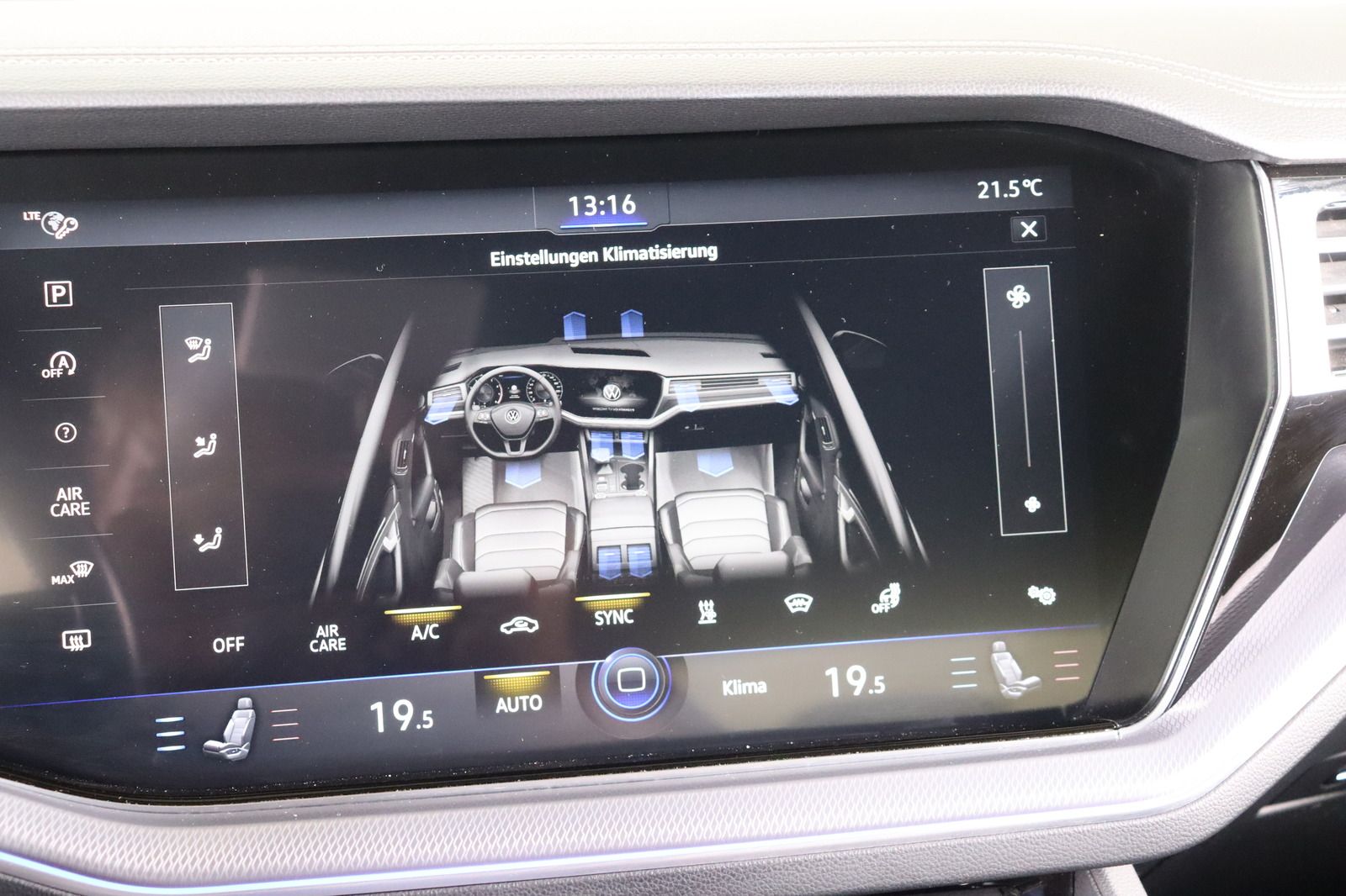 Fahrzeugabbildung Volkswagen Touareg * Standhzg./-lüftung * Memory * Matrix R