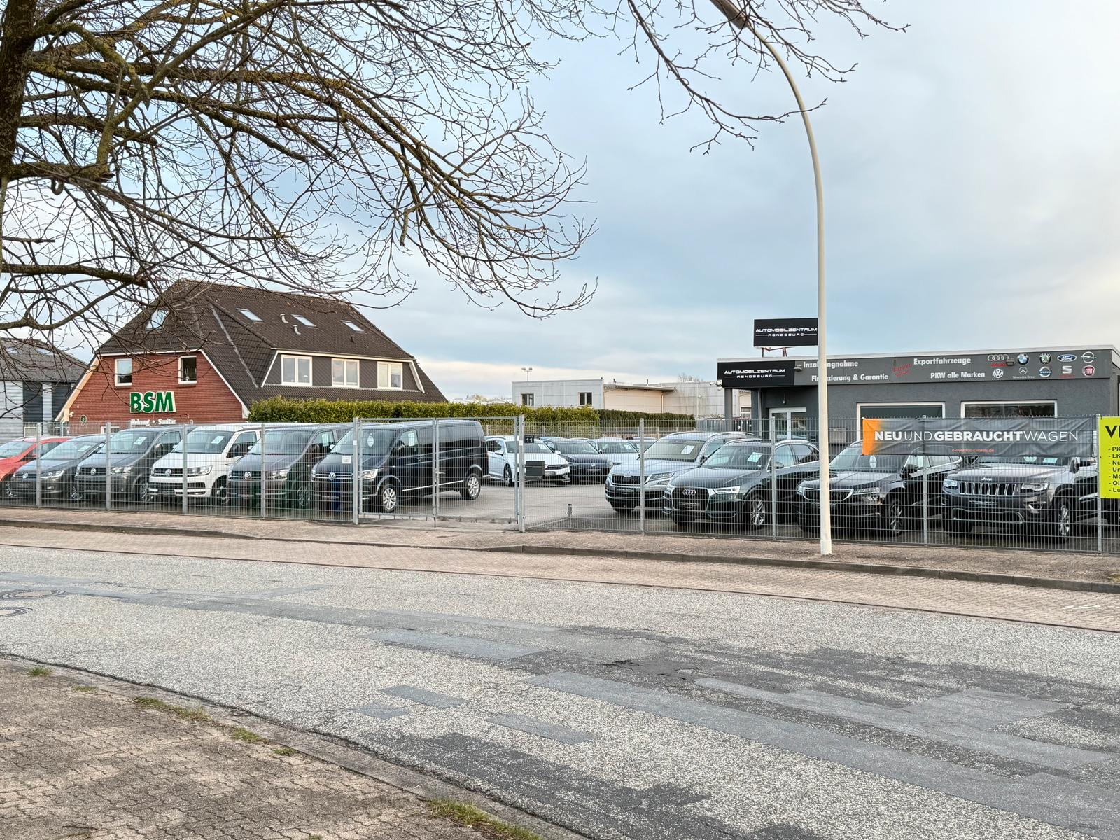 showroom-image-main