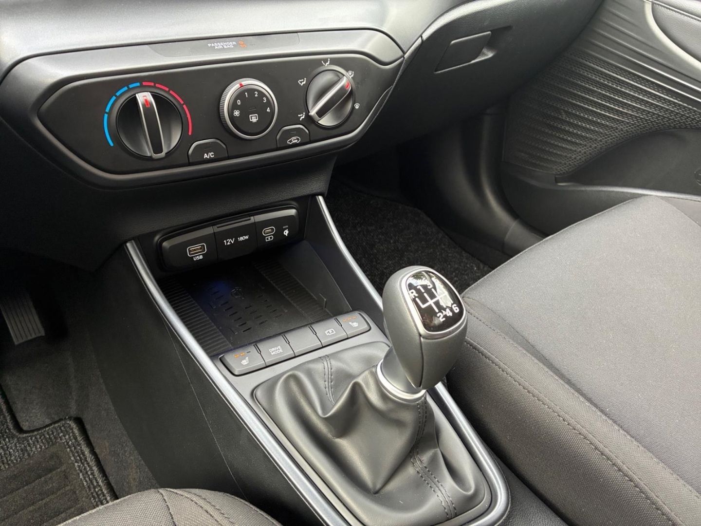 Hyundai i20 - Bild 16