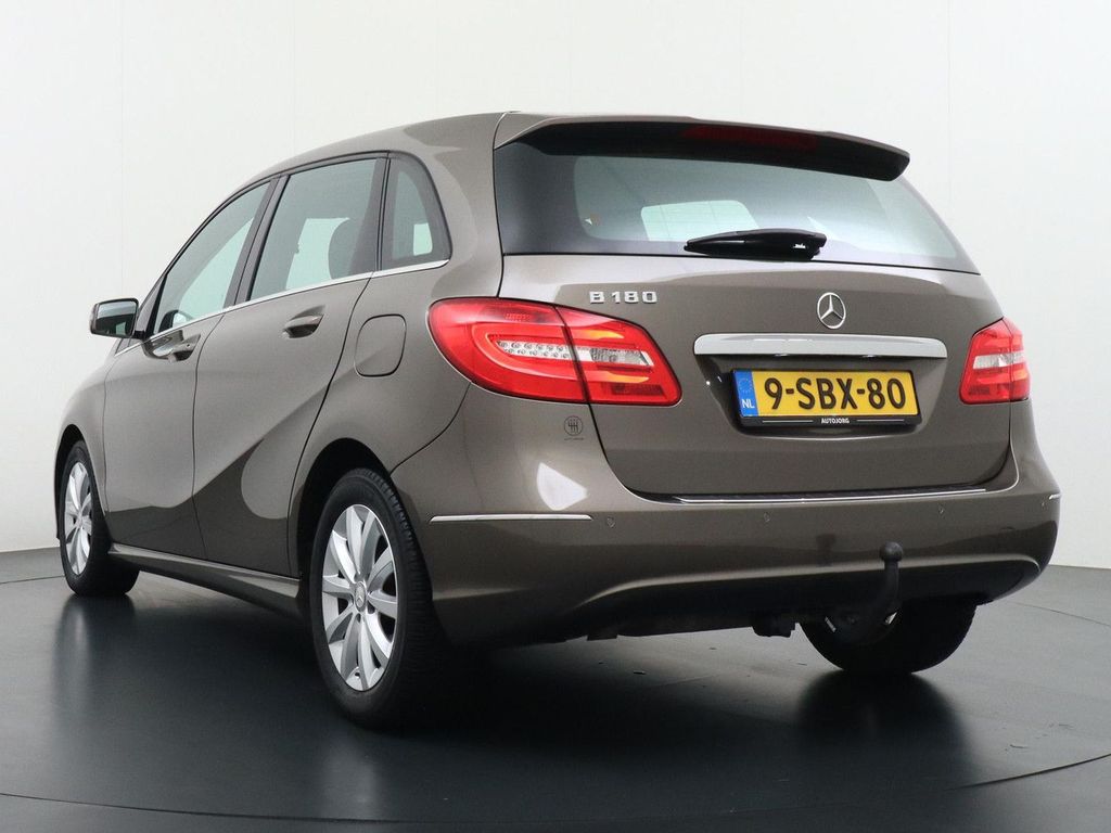 Mercedes-Benz B 180 Ambition