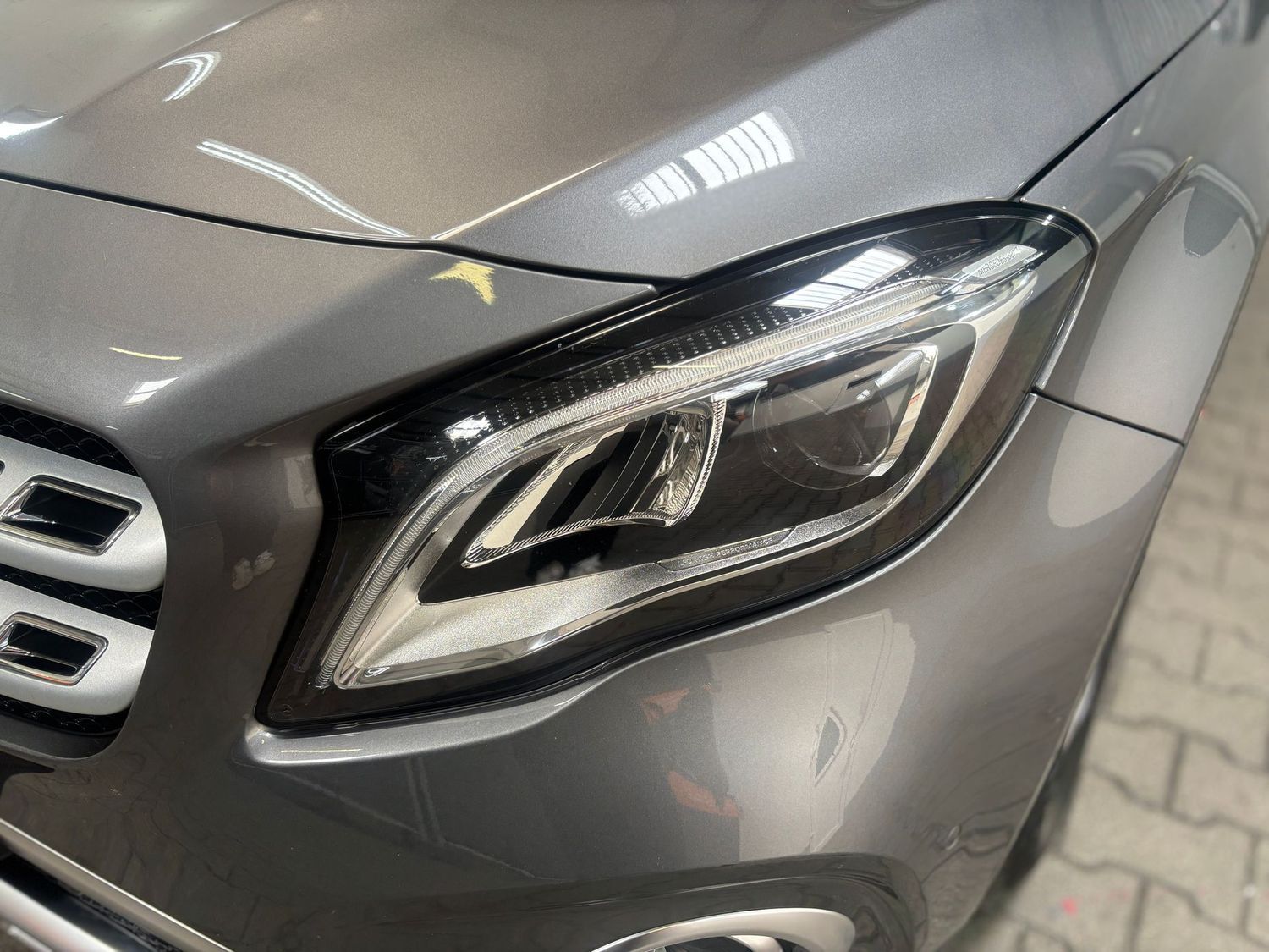 Fahrzeugabbildung Mercedes-Benz GLA 220 4 Matic#Klima#Navi#PDC