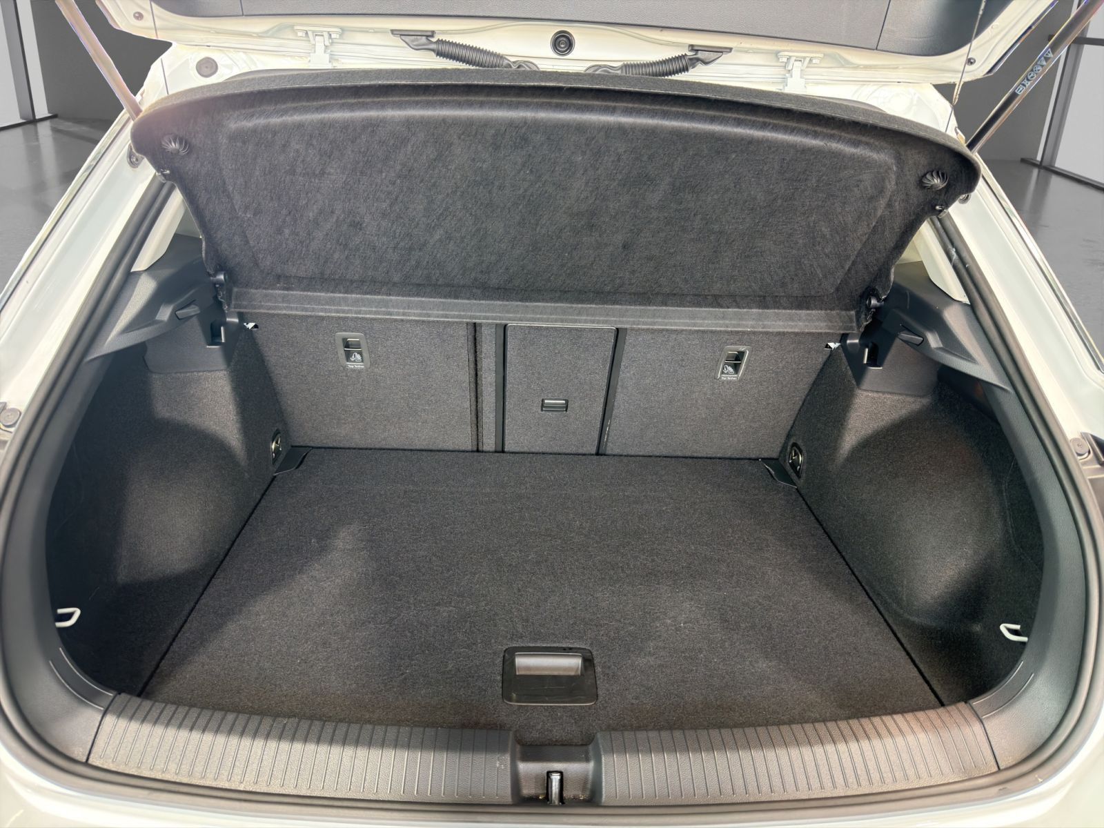 Volkswagen T-Roc - Bild 15