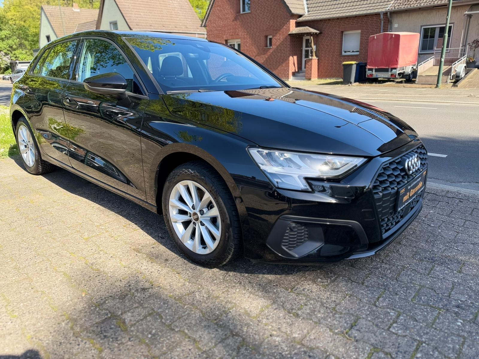 Audi A3 Sportback 30 TDI Sportback*Leder*1.Hand*, миниатюра 2