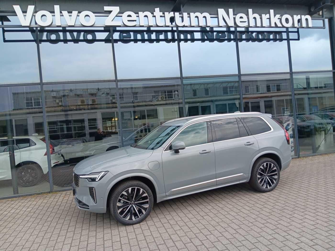 Fahrzeugabbildung Volvo XC90 T8 AWD Plus Bright 'Anhängerkupplung'
