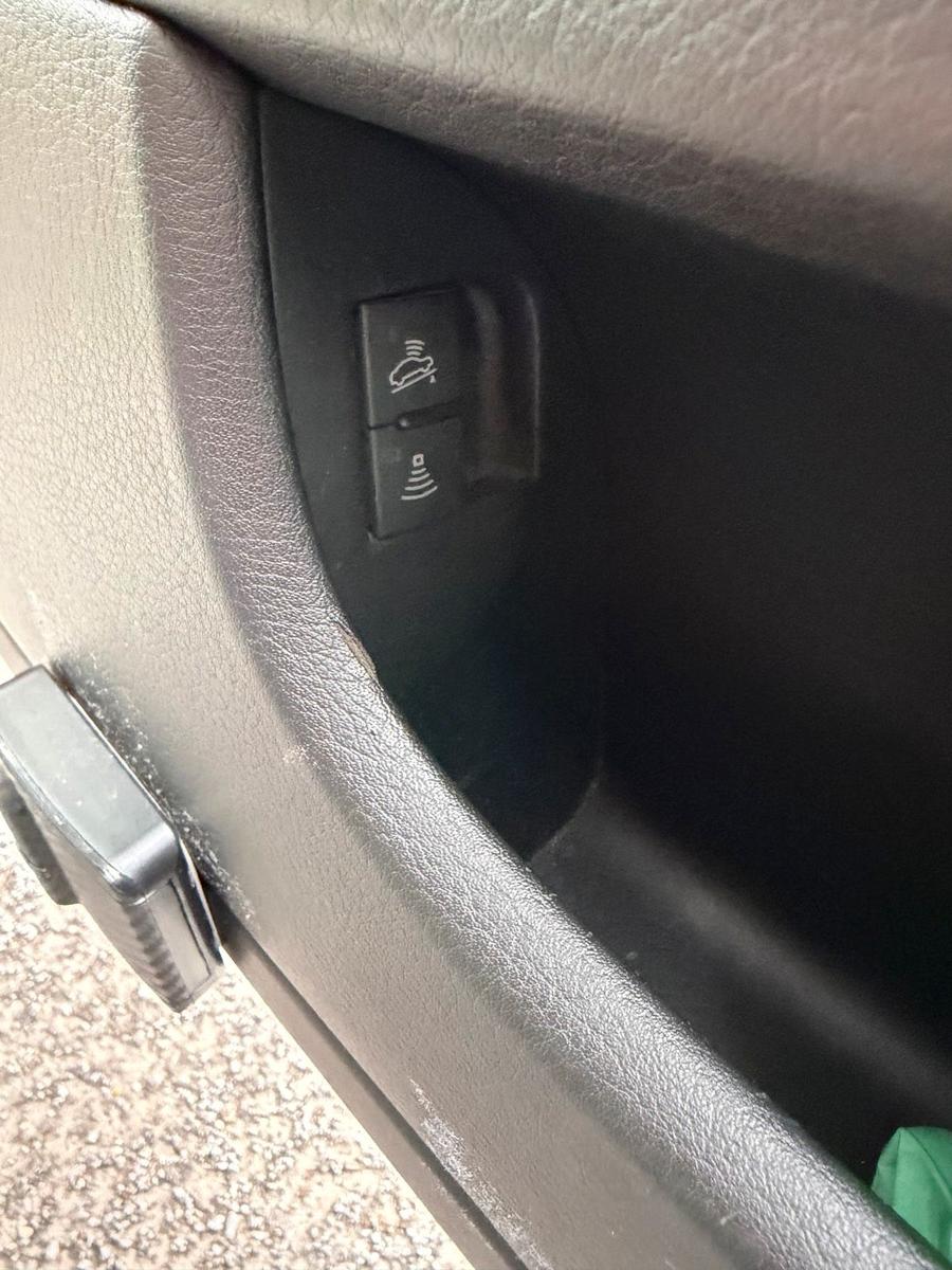 Audi A4 2006 — photo 12