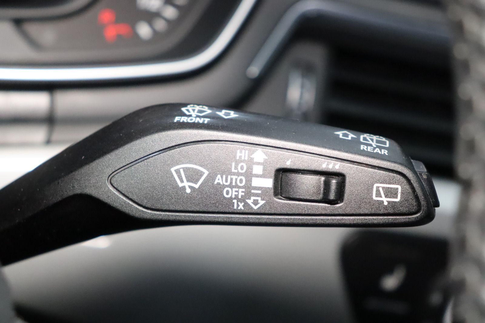 Fahrzeugabbildung Audi A4 Allroad Quattro 2.0 TDI * Navi * Bi-Xenon *