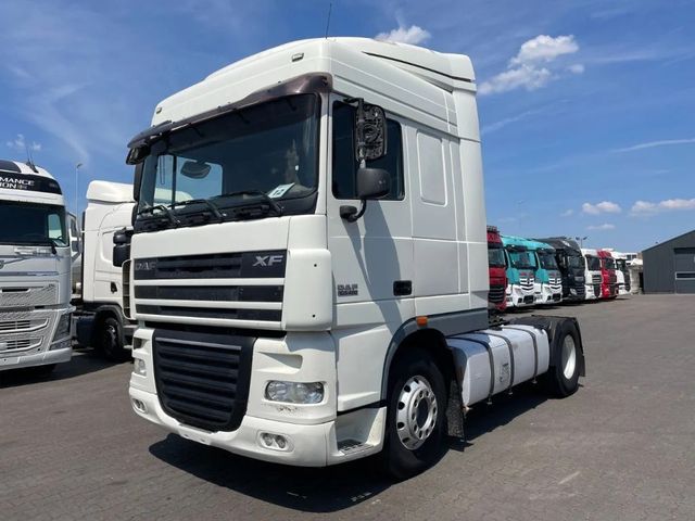 DAF XF 105.460 Spacecab Euro 5