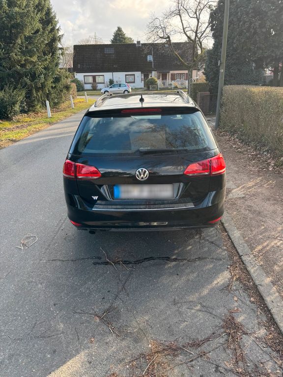 Image of Volkswagen Golf