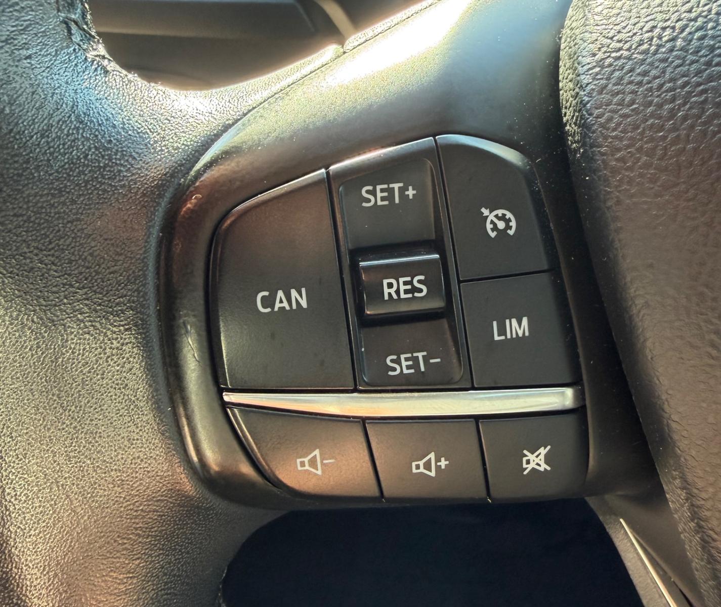 Ford Focus Turnier Cool & Connect Sport Lenkrad