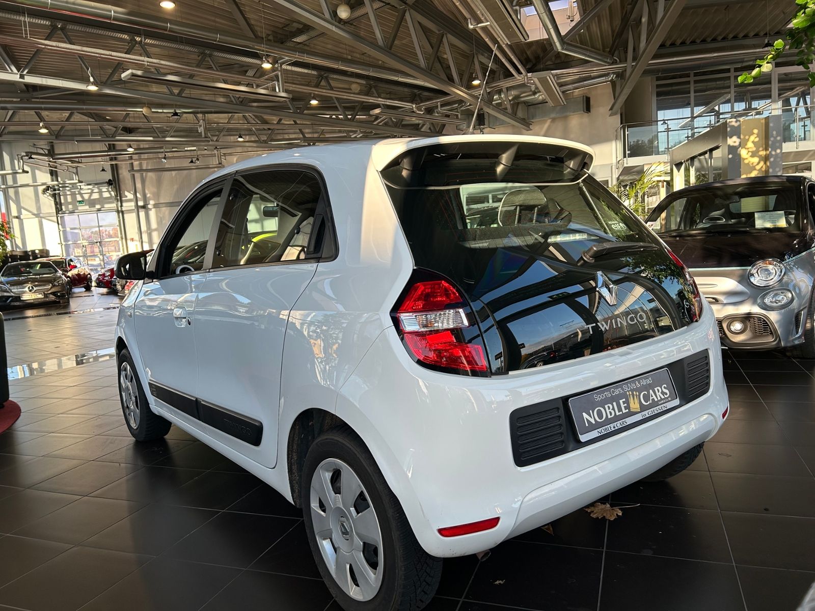Fahrzeugabbildung Renault Twingo Experience KLIMA SHZ