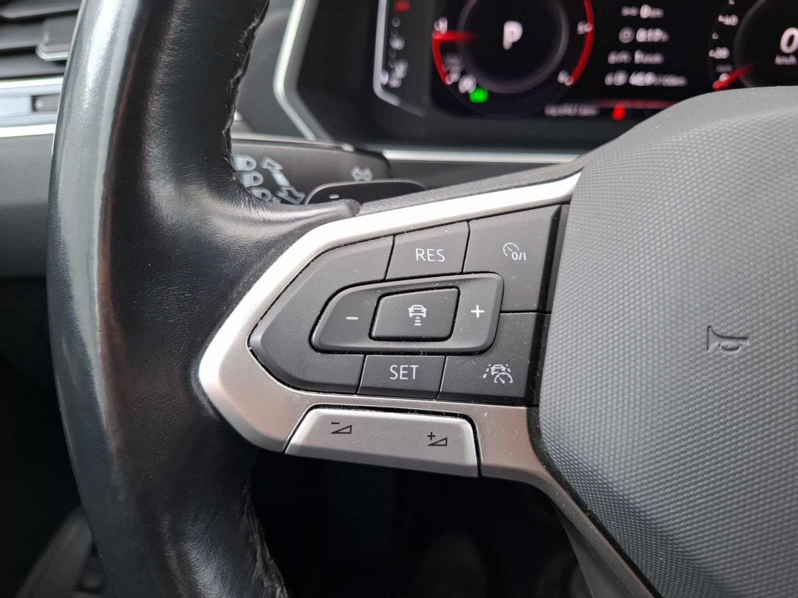 Fahrzeugabbildung Volkswagen Tiguan Allspace TDI Elegance DSG 4M Standhzg. Ma