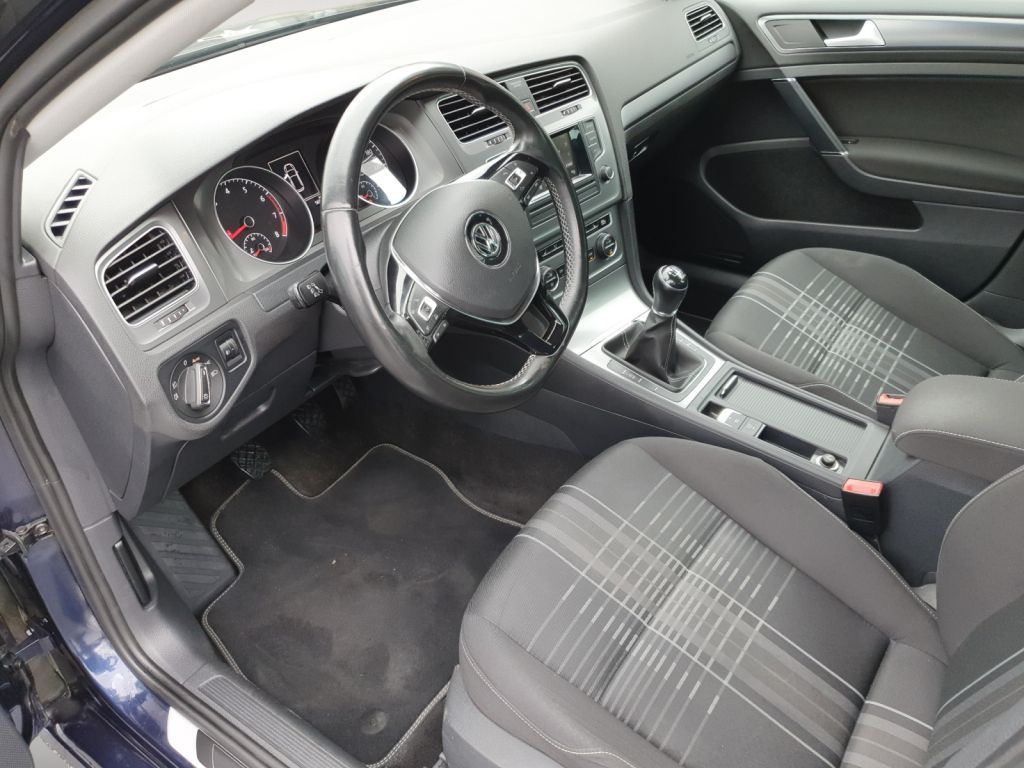 Fahrzeugabbildung Volkswagen Golf 1.4 TSI Lounge Climatronic,SH,GRA,PDC,NSW